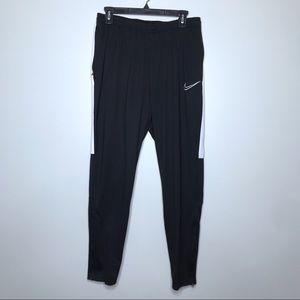 Nike Joggers